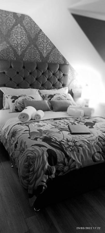 Outlander Boutique B&B King Cruden Bay Exteriör bild